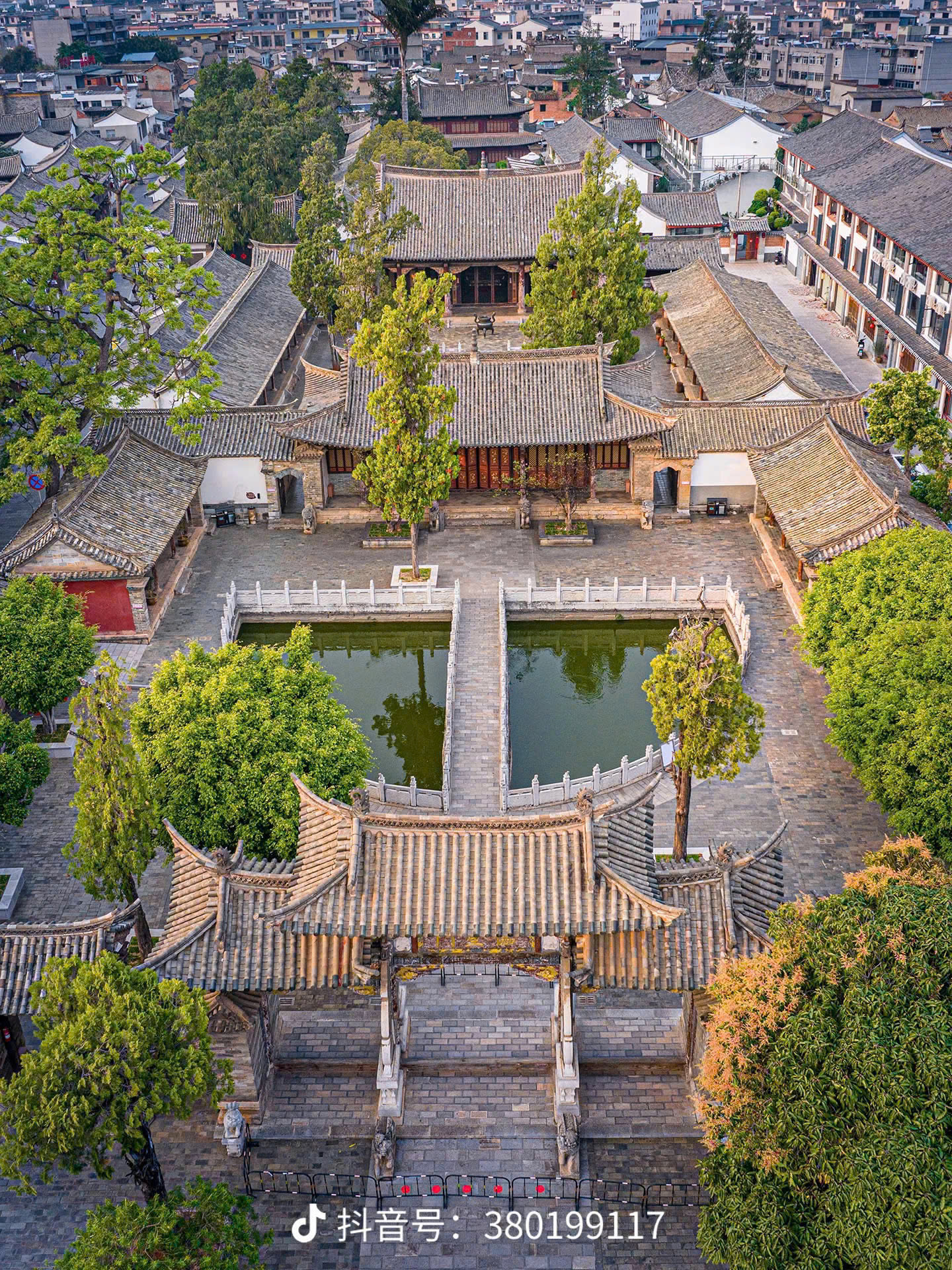 Tour Lào Cai – Hà Khẩu – Hồng Hà – Mã Bang Cổ Trấn – Thạch Bình Cổ Trấn – Mông Tự 3N2Đ