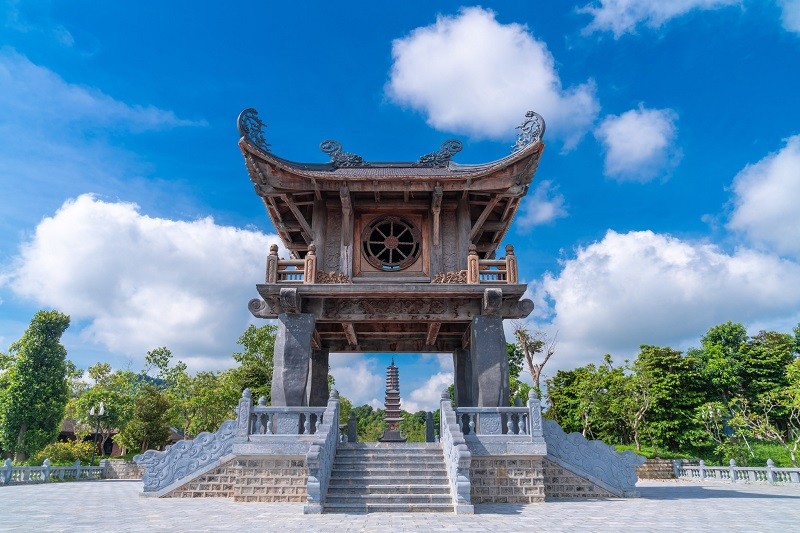 Tour Hà Nội - Chùa Hương - Tam Chúc - Bái Đính 2n1d
