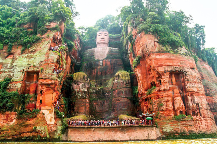 Tour Hà Nội - Nga Mi Sơn - Lạc Sơn Đại Phật - Cửu Trại Câu - Công viên gấu trúc 5N4Đ