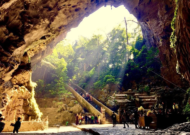 Tour Hà Nội - Chùa Hương - Tam Chúc - Bái Đính 2n1d
